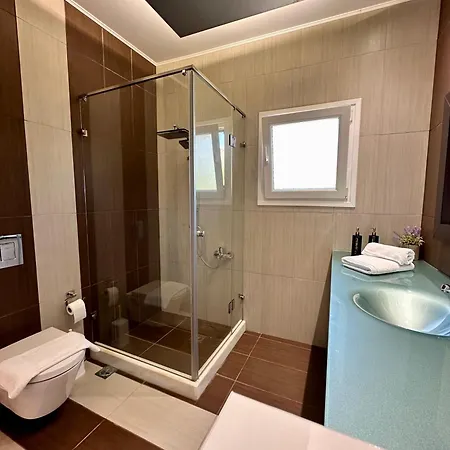 Rahones Appartement Himarë