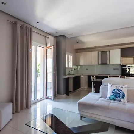 Rahones Appartement Himarë